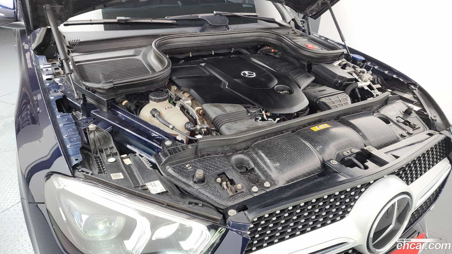 GLE-Class Mercedes-Benz 2021.6-OUTER-006