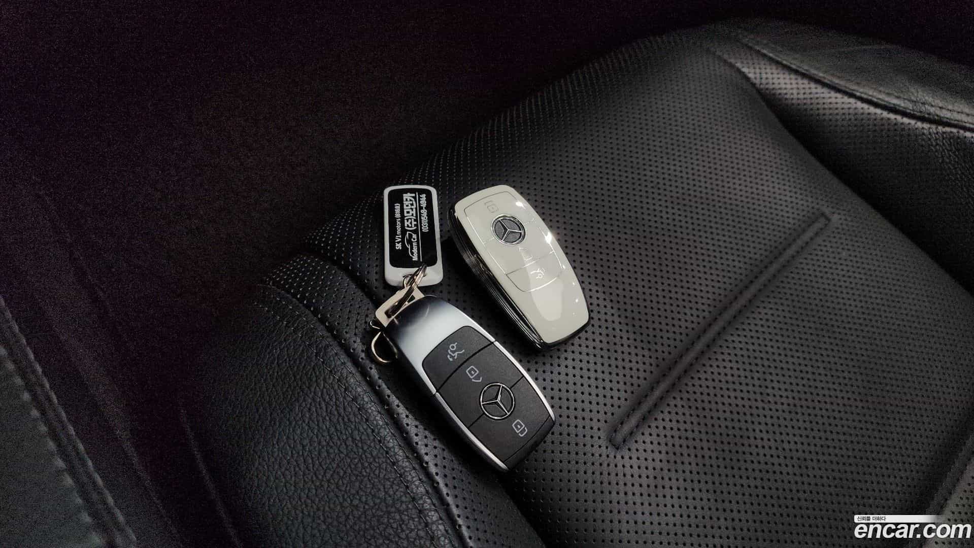 GLE-Class Mercedes-Benz 2021.6-OPTION-019