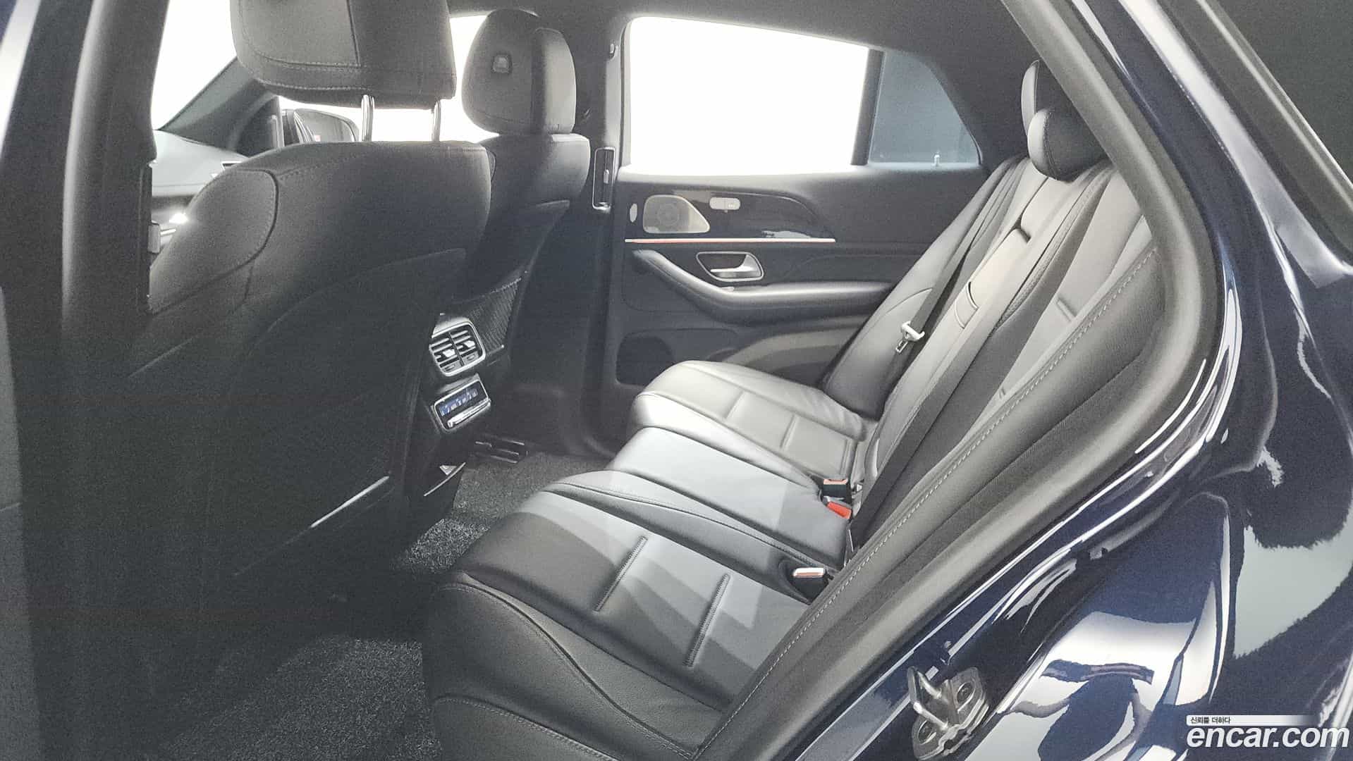 GLE-Class Mercedes-Benz 2021.6-OPTION-024