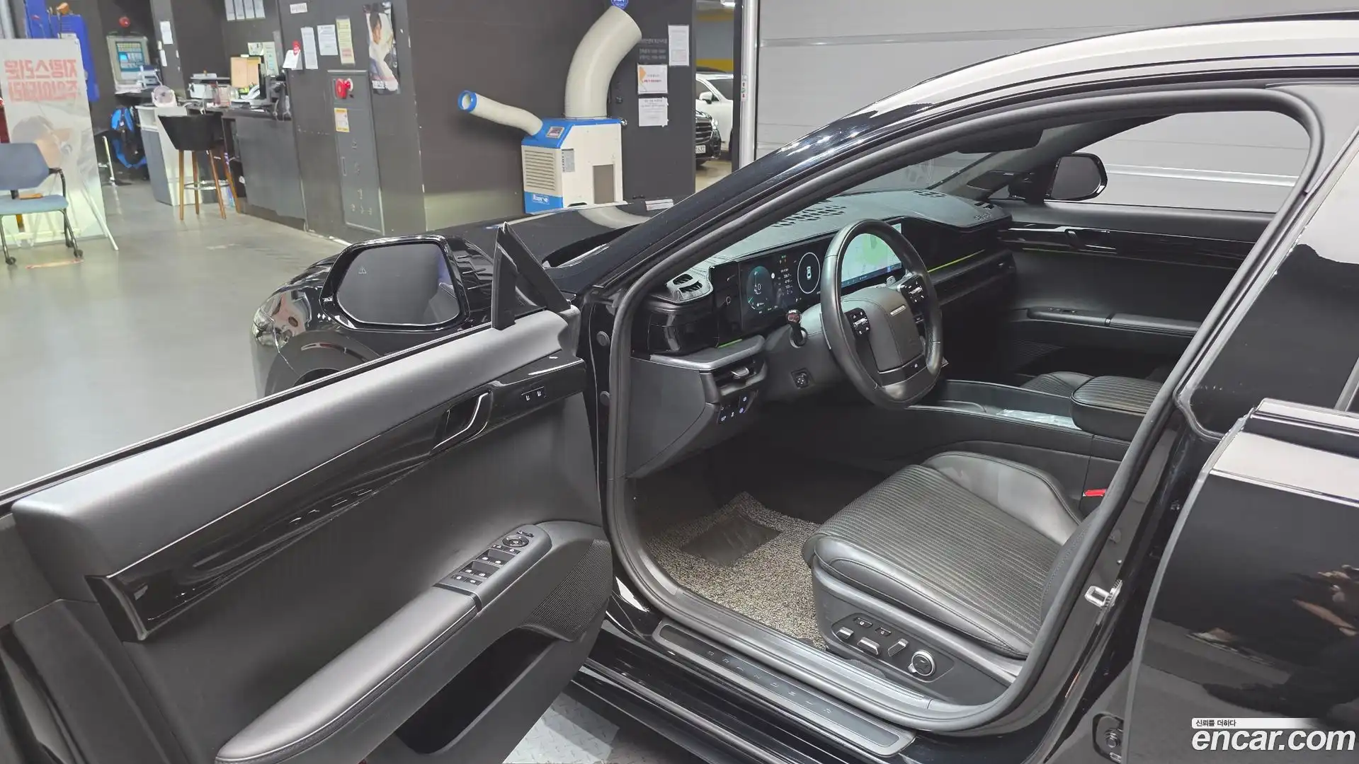 Grandeur Hyundai 2023.4-INNER-010