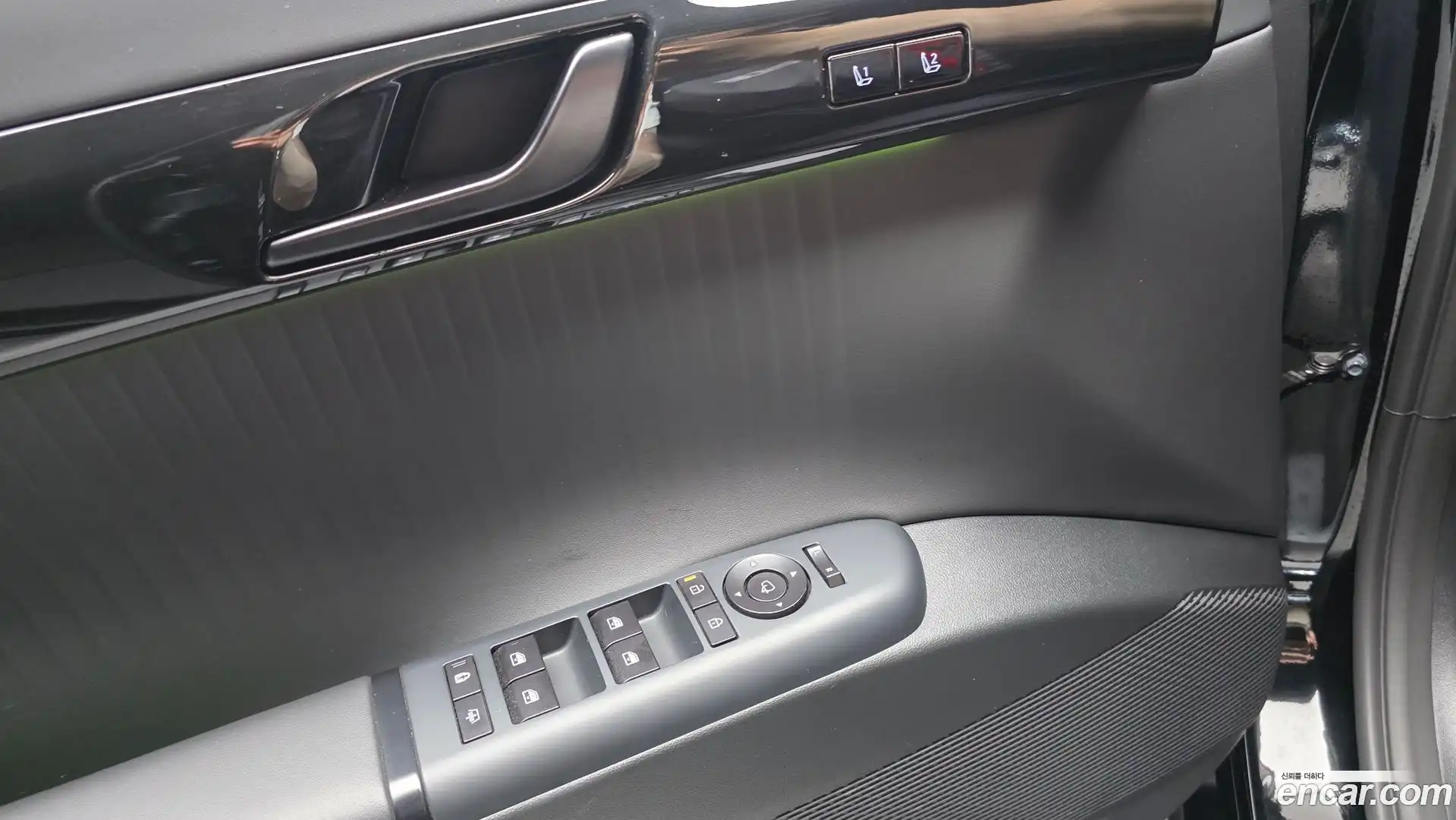Grandeur Hyundai 2023.4-OPTION-023