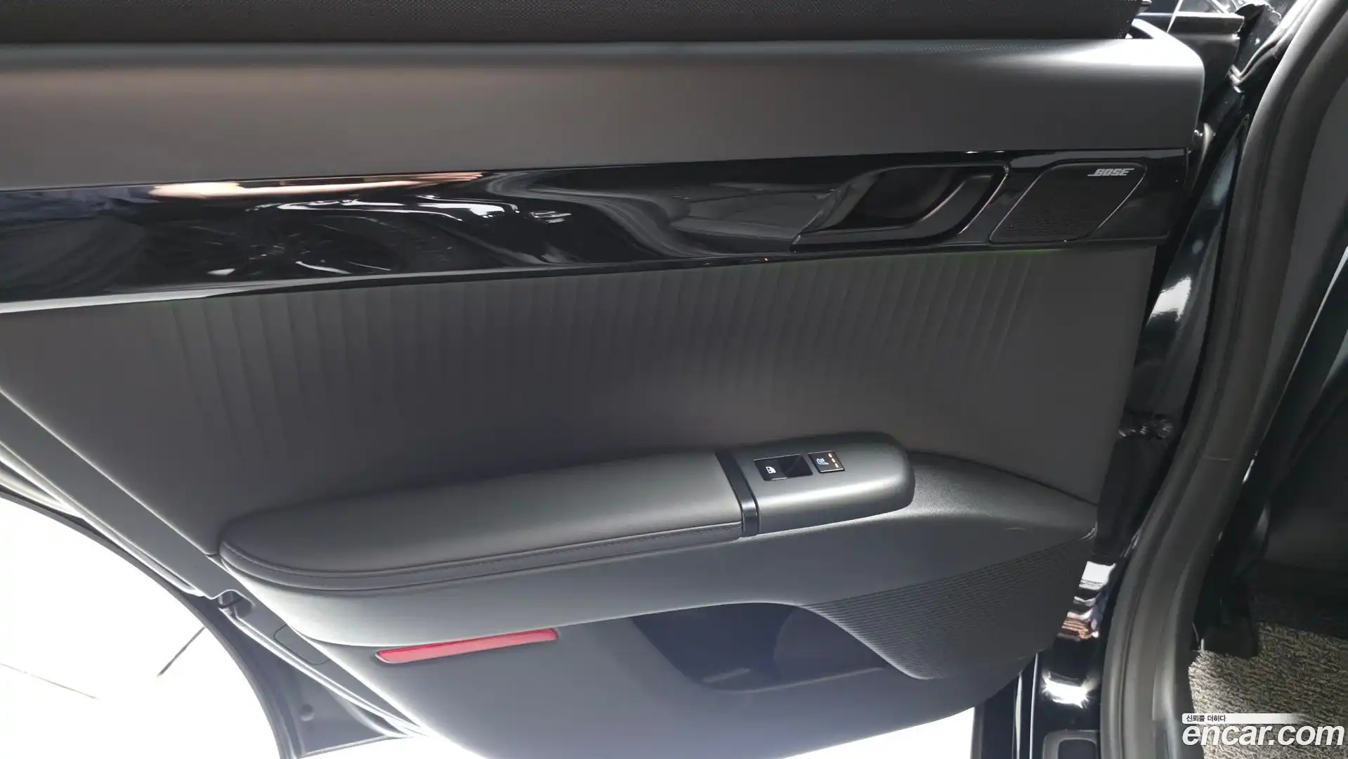 Grandeur Hyundai 2023.4-INNER-035