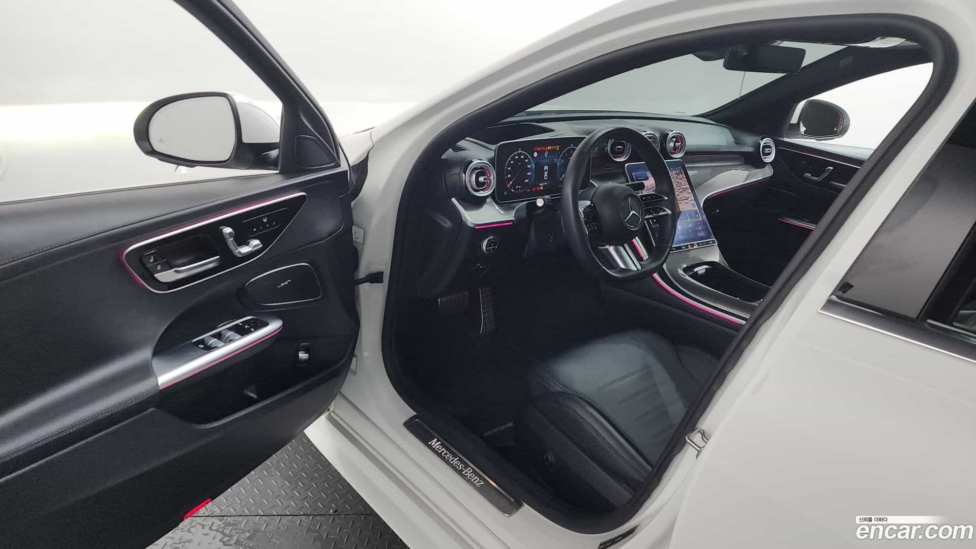 C-Class Mercedes-Benz 2023.7-INNER-010