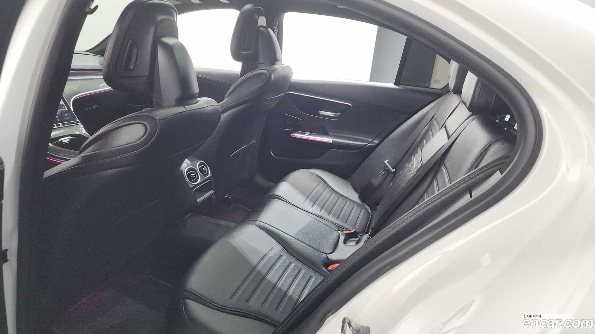 C-Class Mercedes-Benz 2023.7-OPTION-015