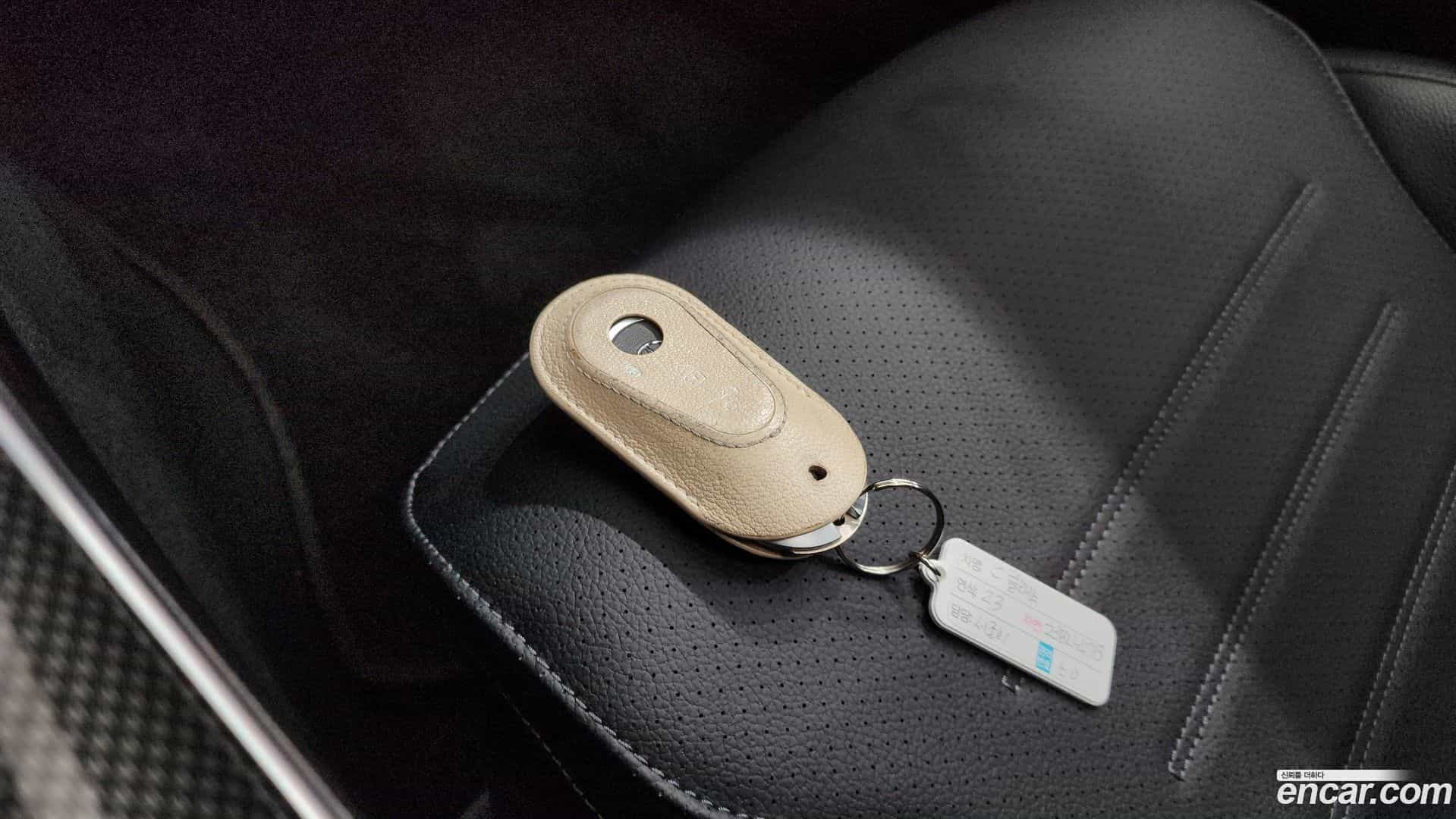 C-Class Mercedes-Benz 2023.7-OPTION-019