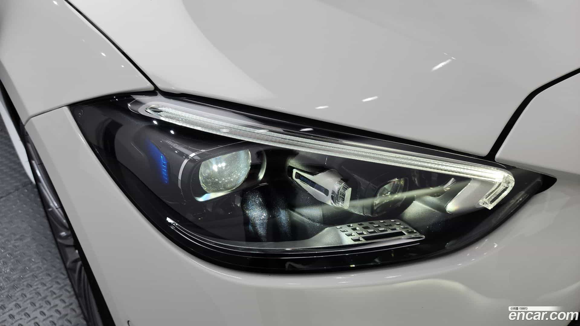 C-Class Mercedes-Benz 2023.7-OUTER-032