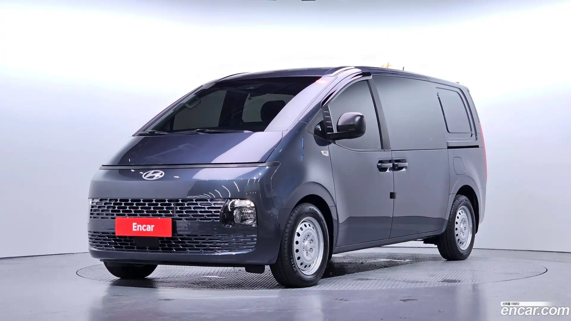 Staria Hyundai 2024.6-OUTER-001
