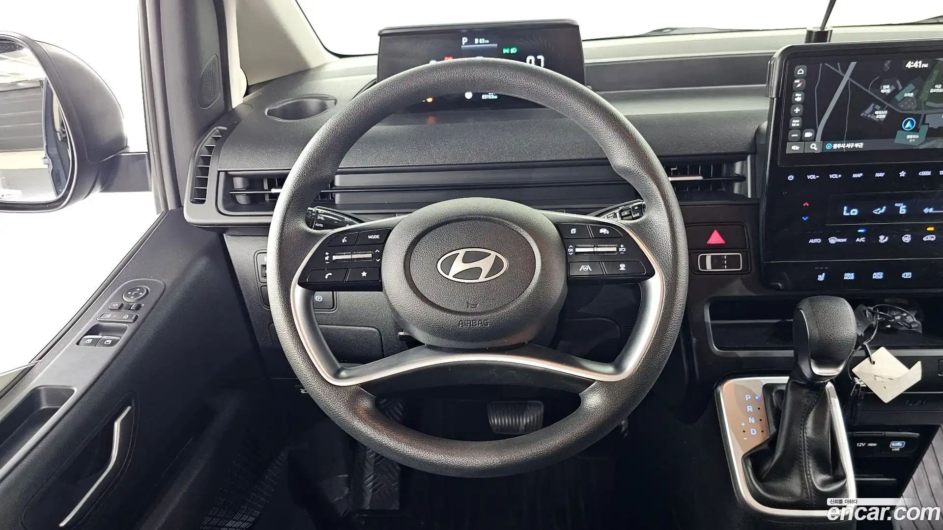 Staria Hyundai 2024.6-OPTION-016