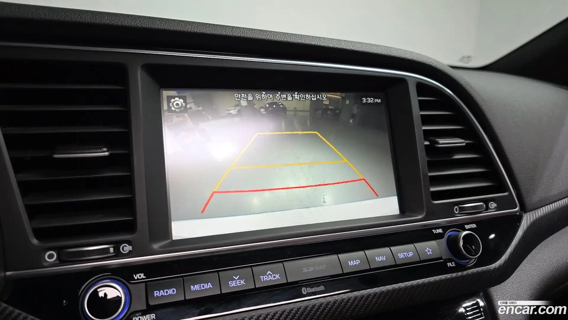 AVANTE Hyundai 2017.8-OPTION-018