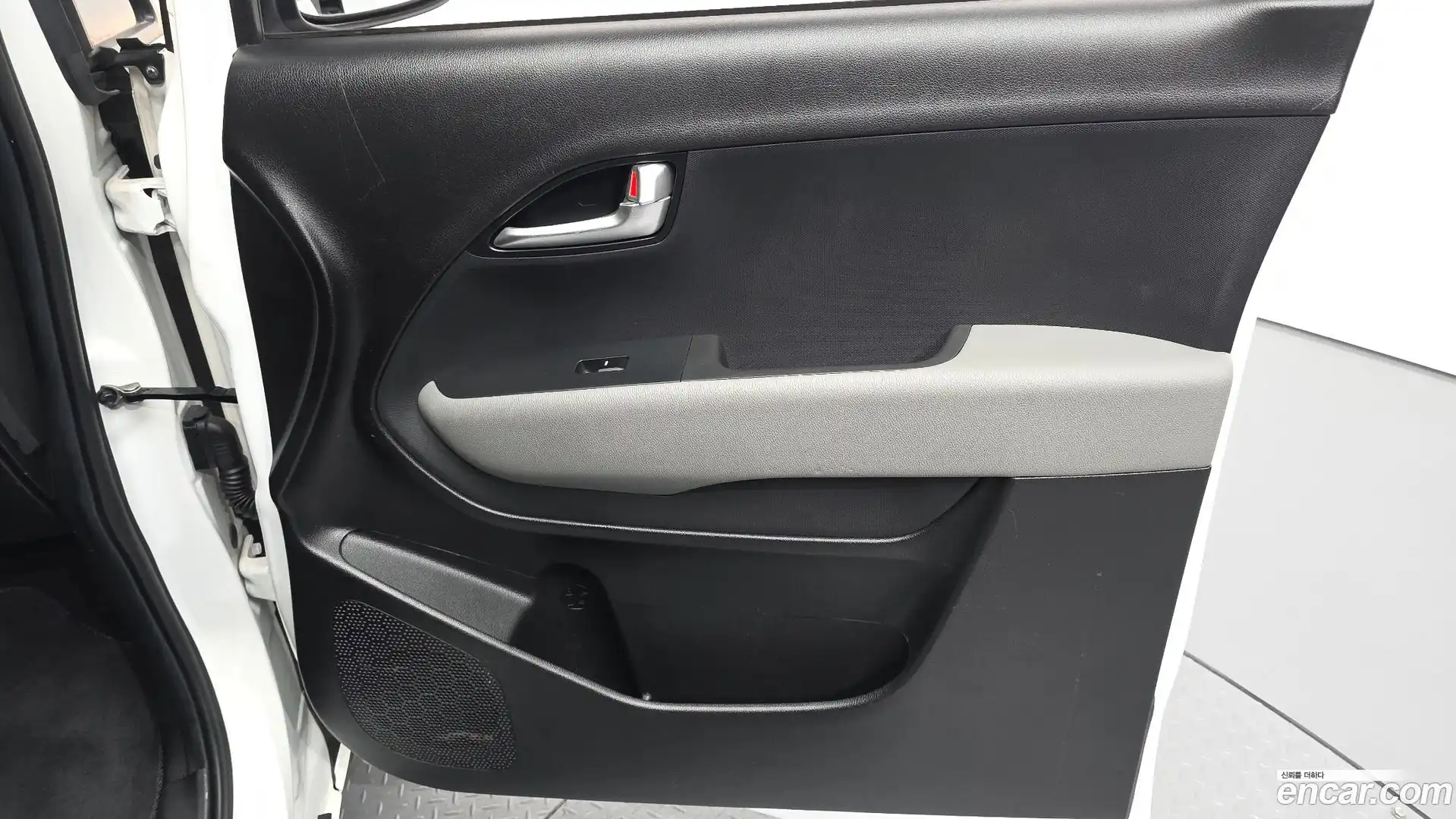RAY Kia 2023.8-INNER-034