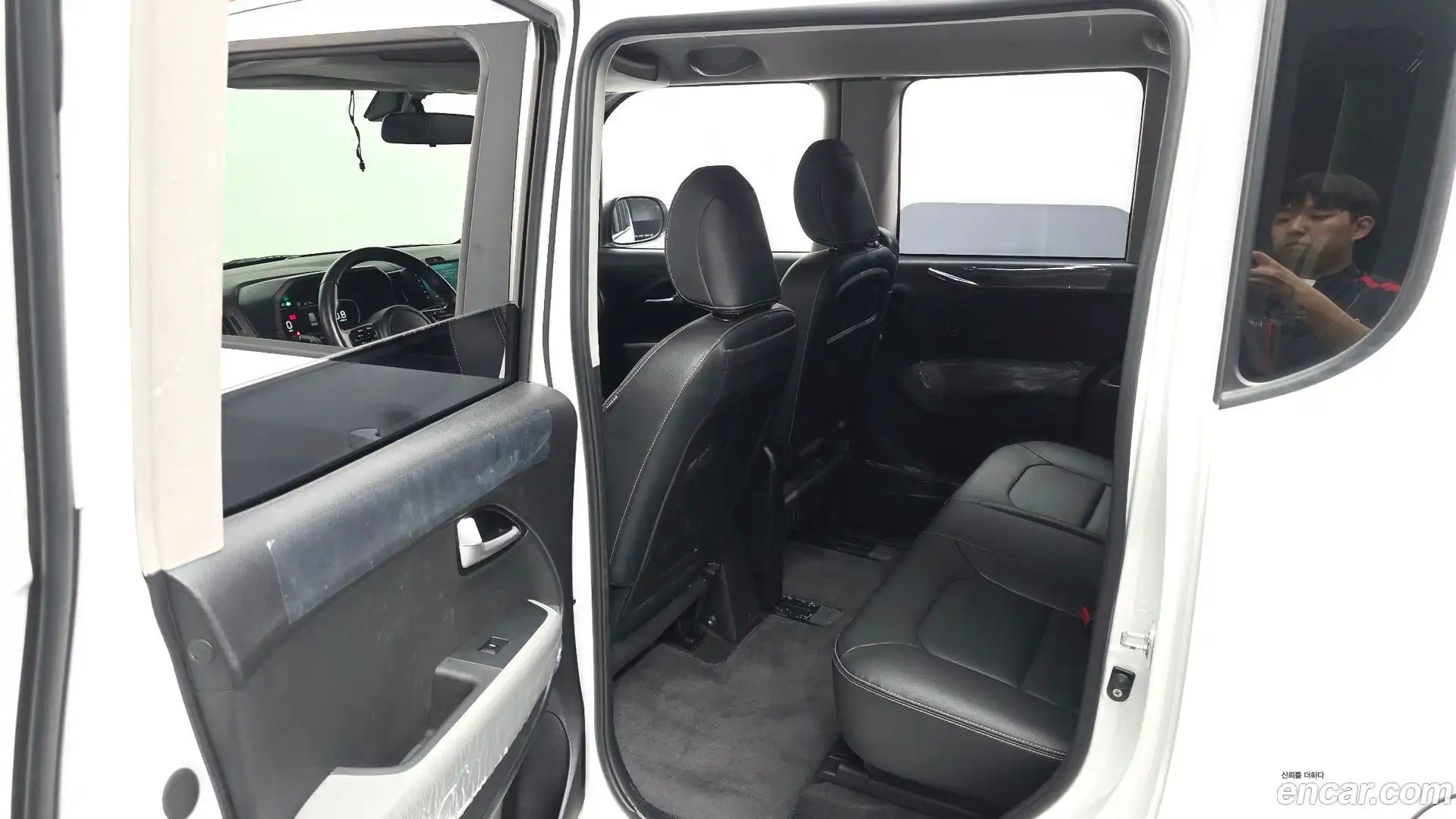 RAY Kia 2023.8-INNER-036