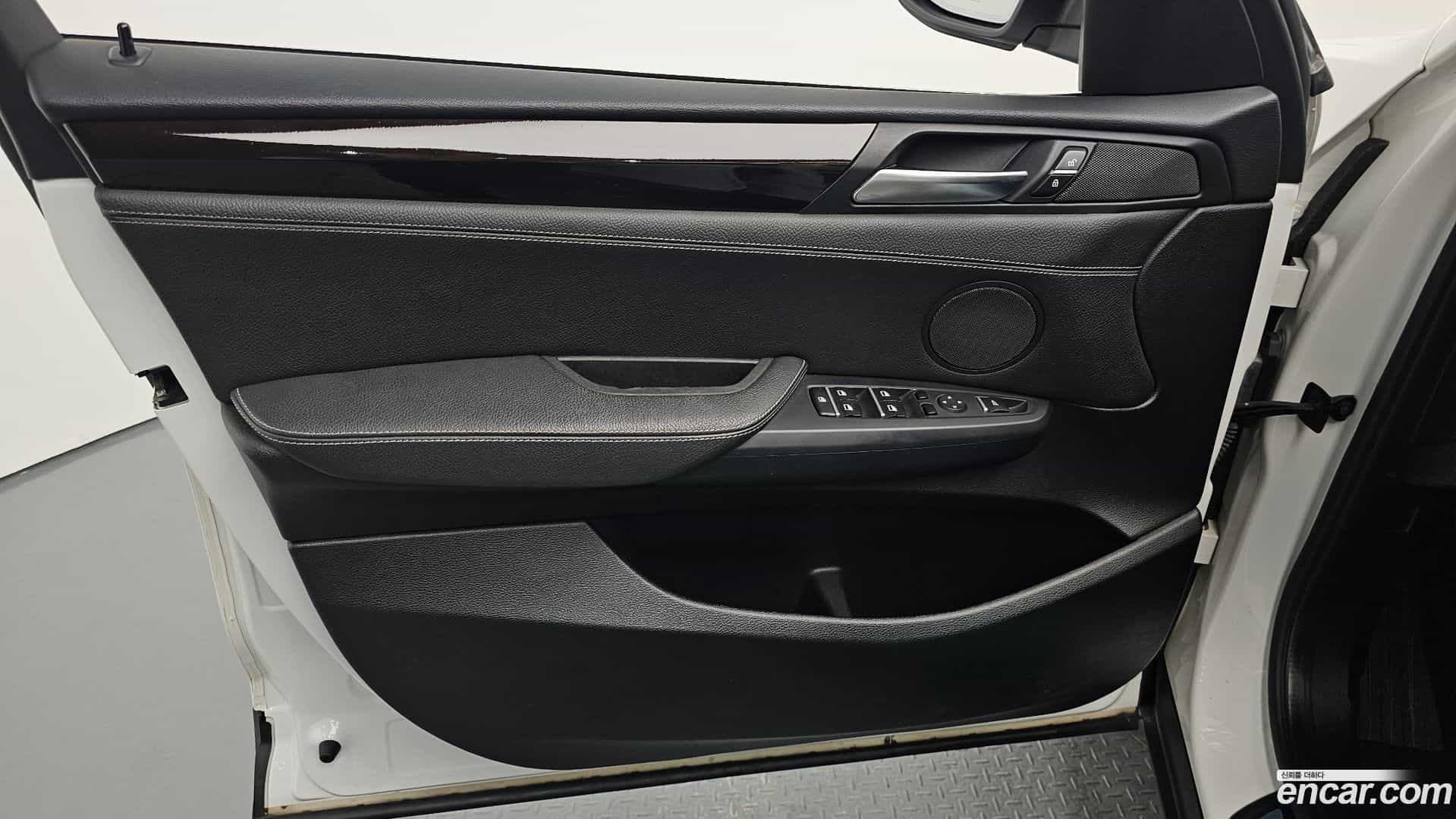X3 BMW 2015.3-INNER-034