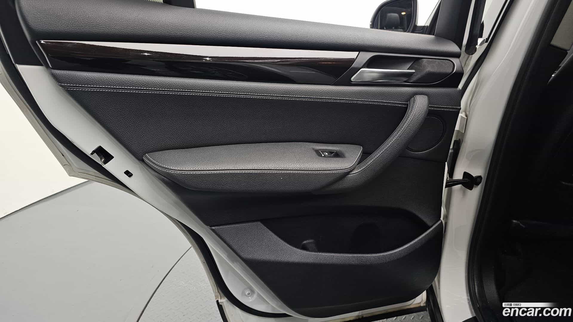 X3 BMW 2015.3-INNER-035