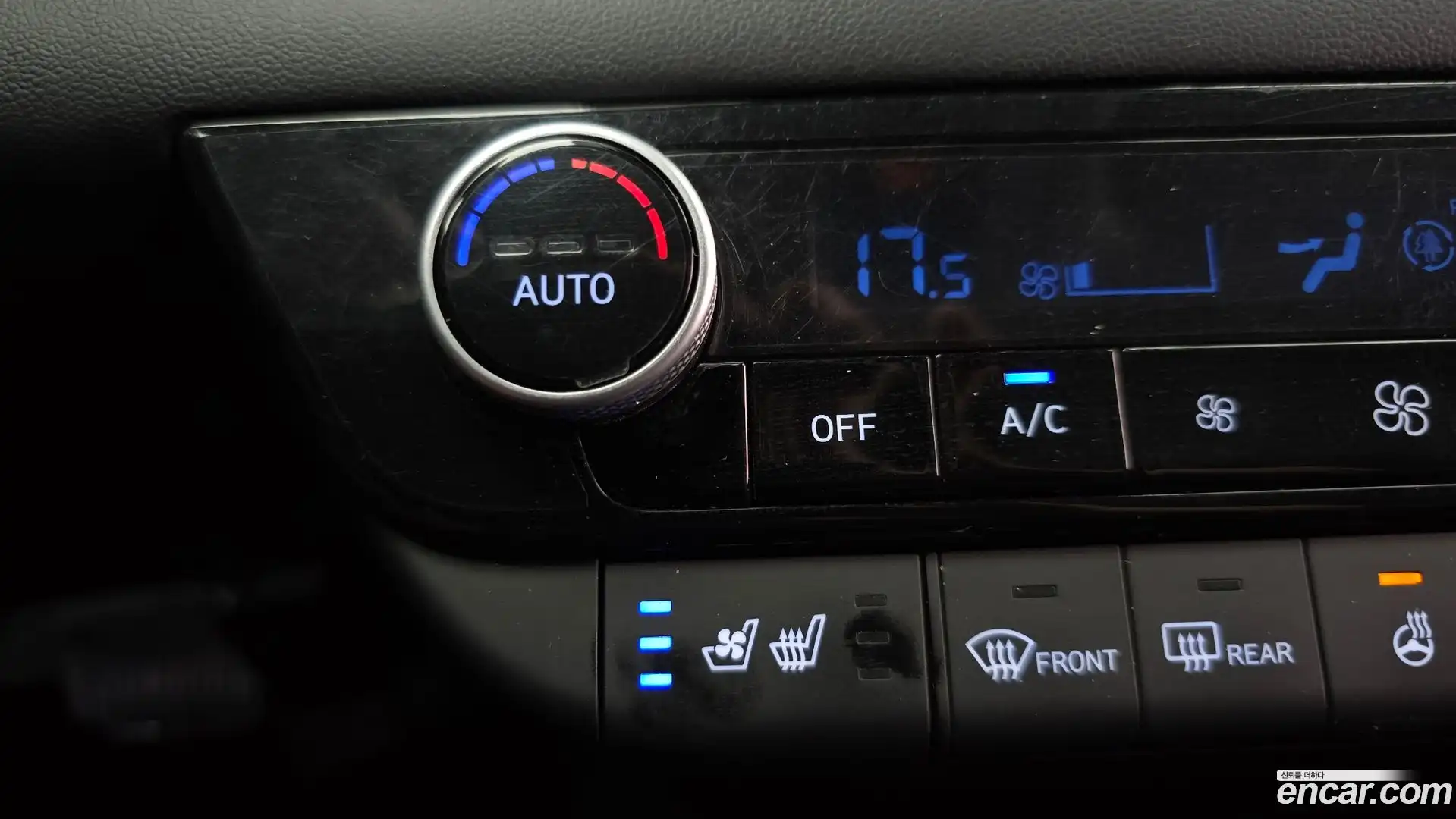 AVANTE Hyundai 2023.11-OPTION-022