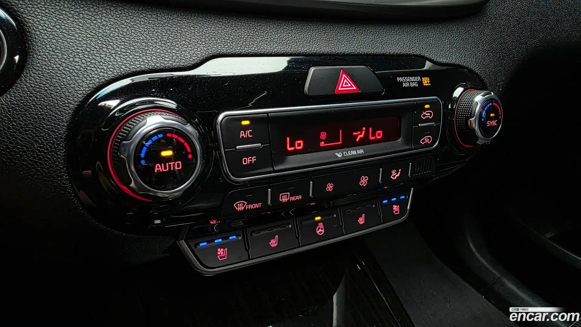 Sorento Kia 2017.8-OPTION-021