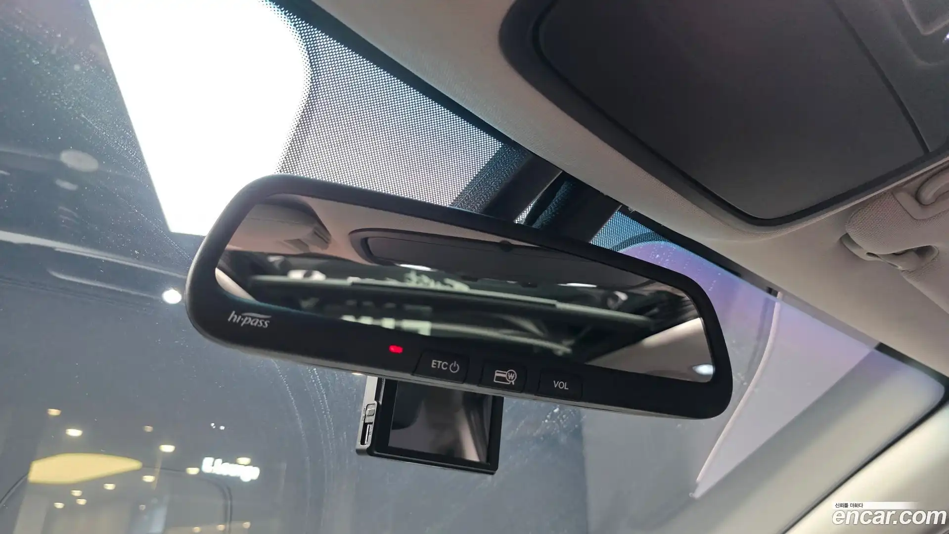 Sorento Kia 2017.8-OPTION-022