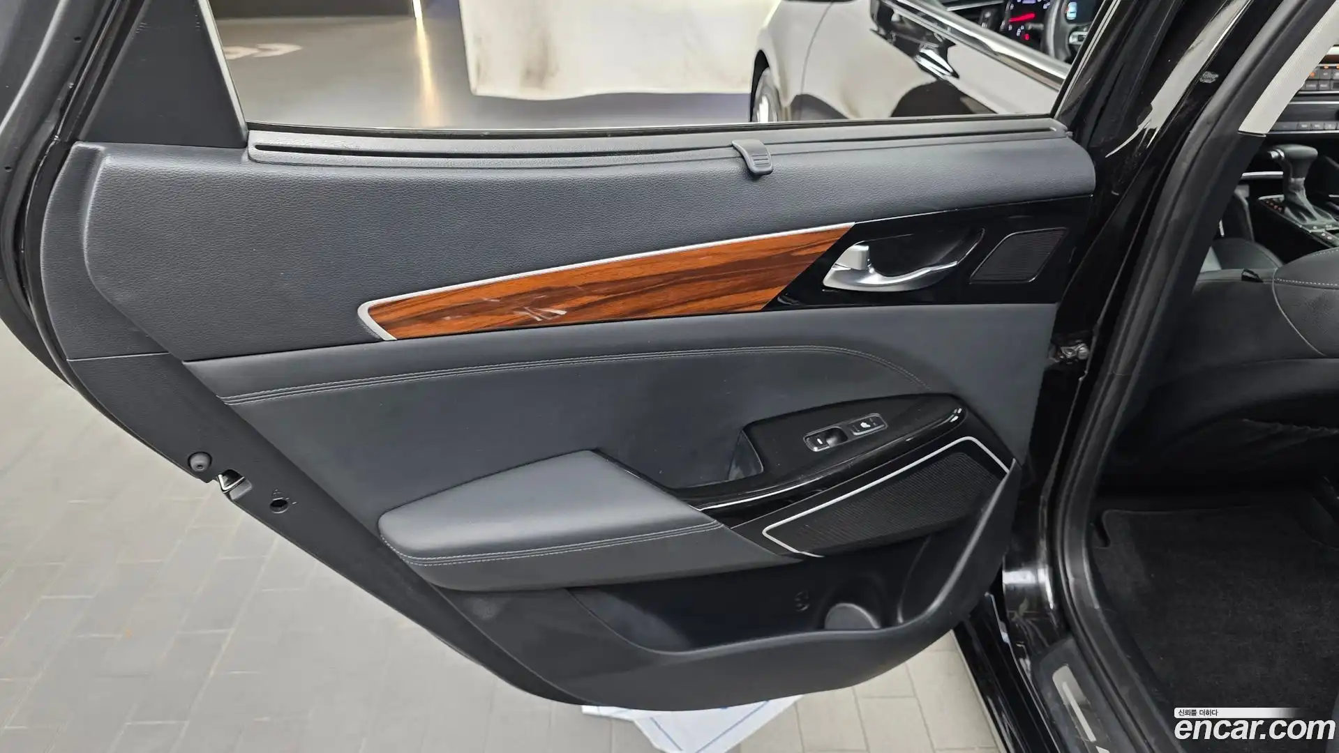 K7 Kia 2017.1-INNER-035
