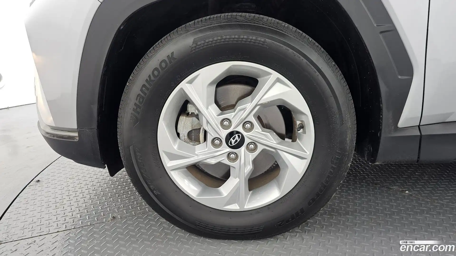 Tucson Hyundai 2022.1-OUTER-005