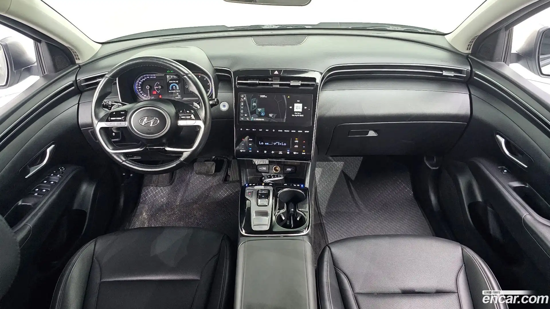 Tucson Hyundai 2022.1-INNER-007