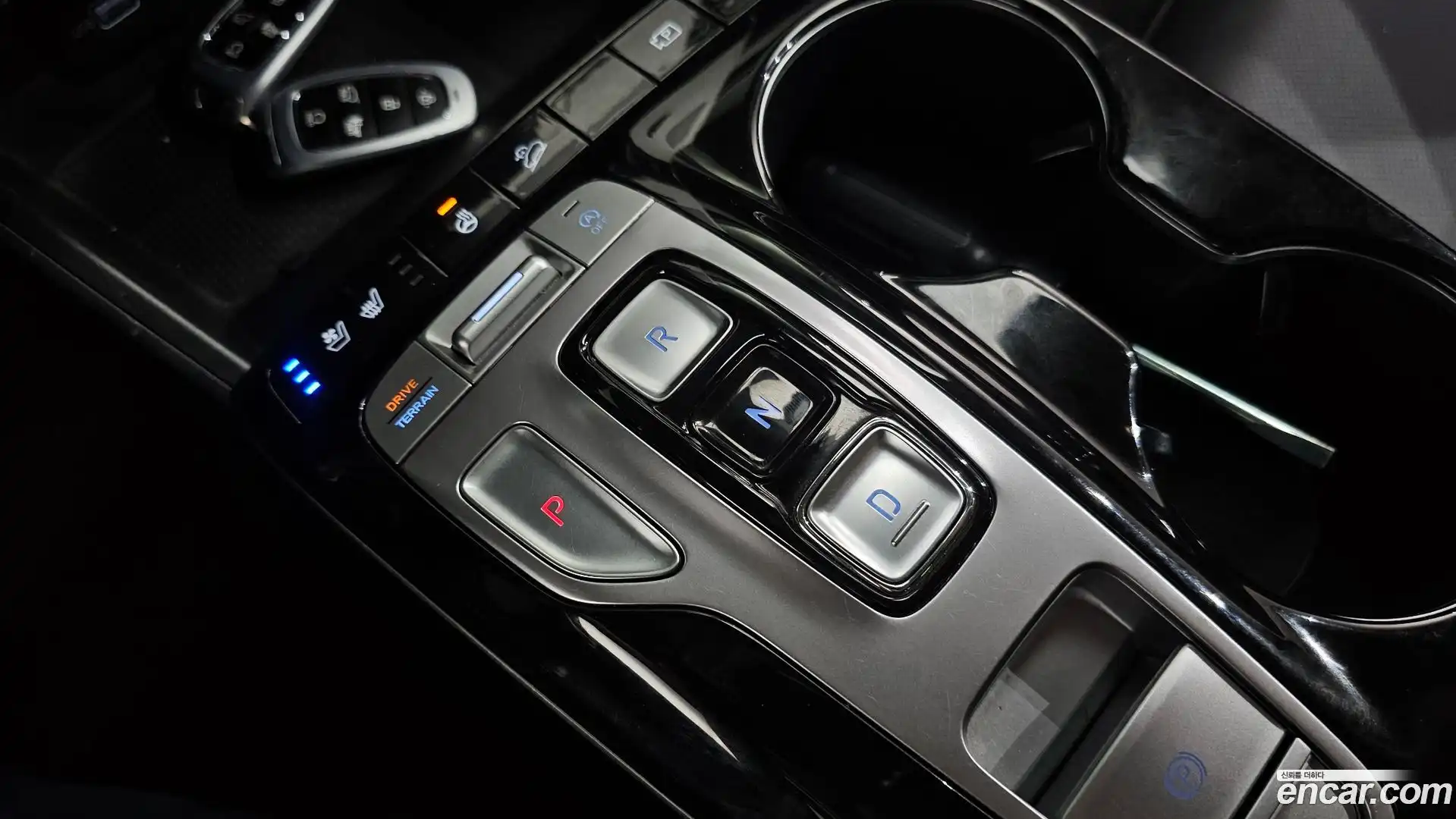 Tucson Hyundai 2022.1-INNER-009