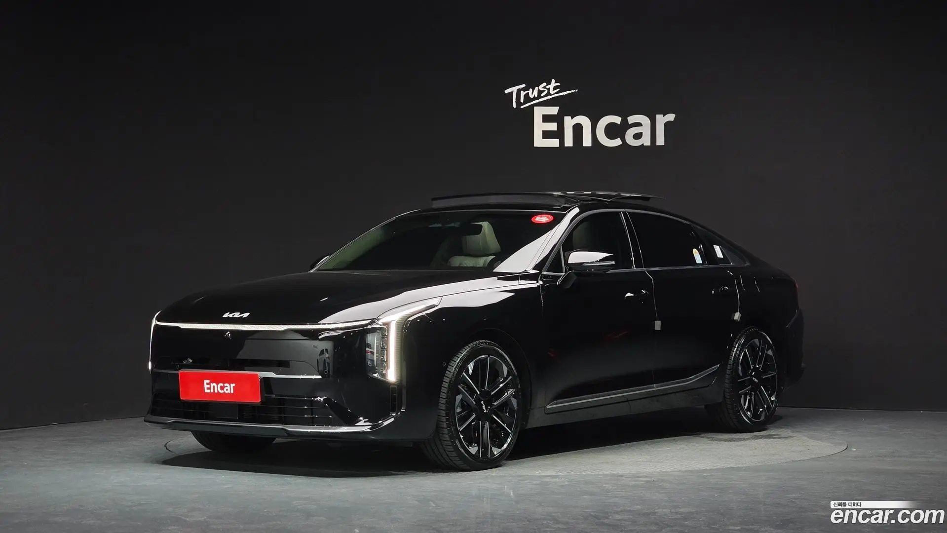 Main__Slider__Photo:K8 Kia 2025.10-0
