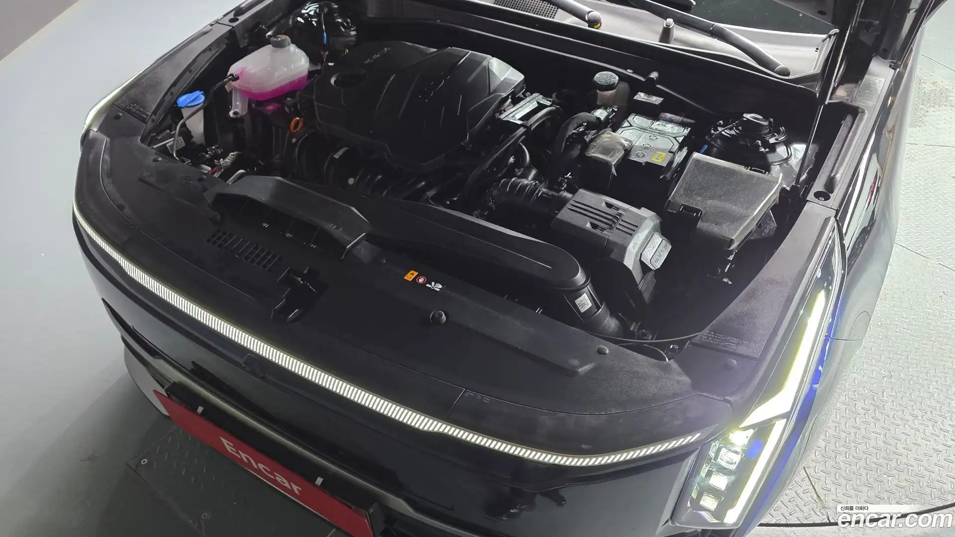 K8 Kia 2025.10-OUTER-006