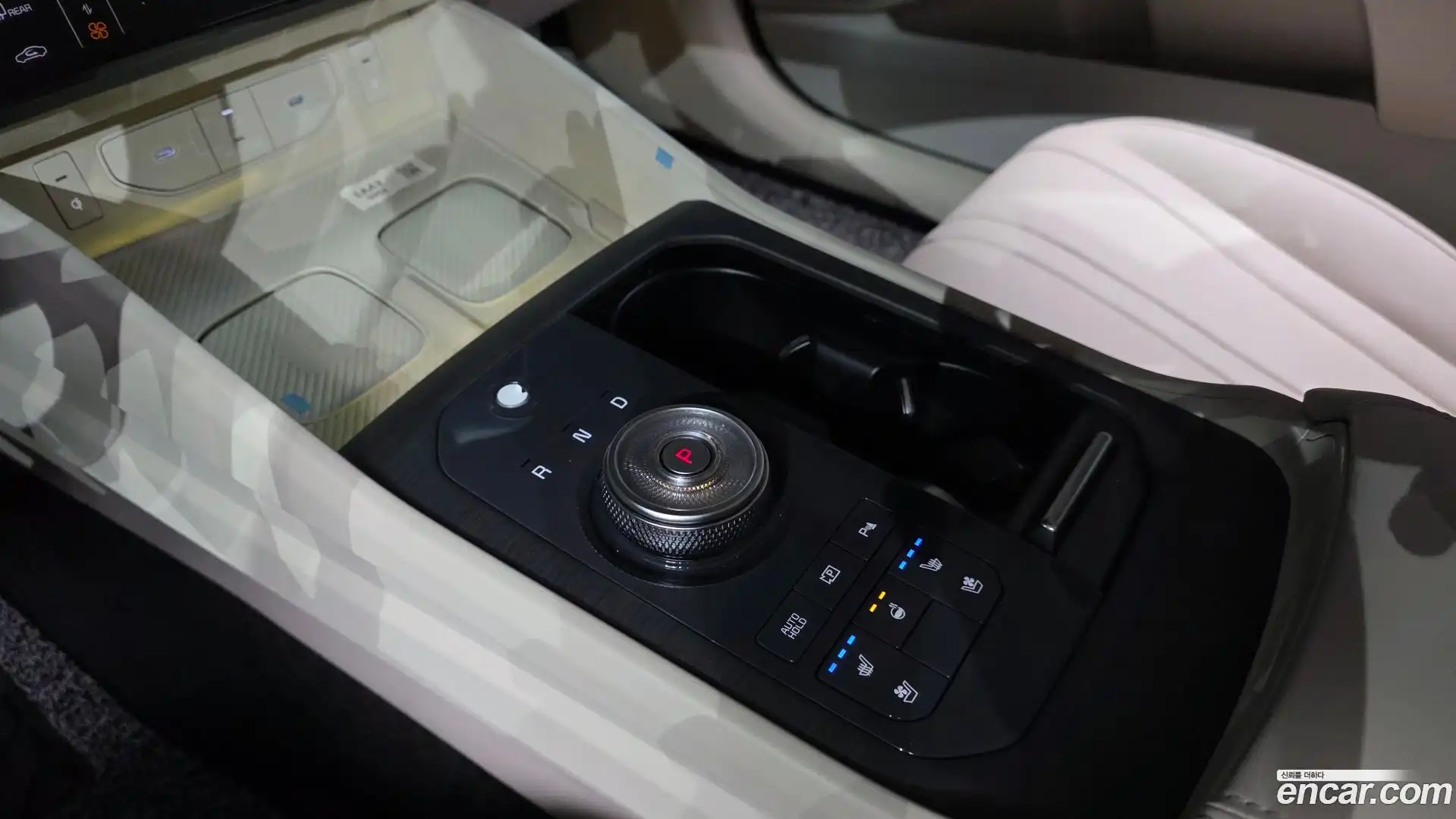 K8 Kia 2025.10-INNER-009