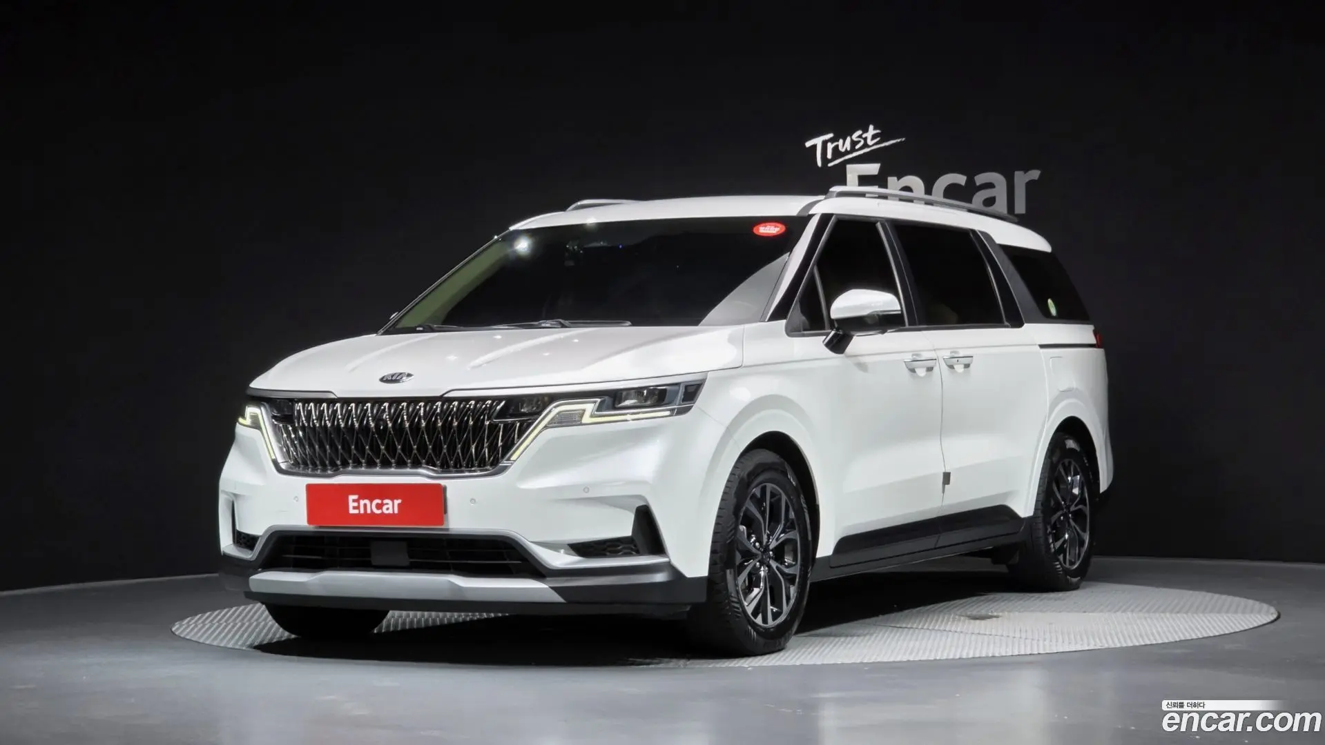 Main__Slider__Photo:Canival Kia 2021.2-0