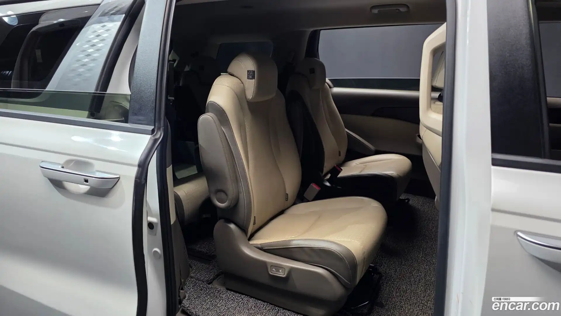 Canival Kia 2021.2-OPTION-016