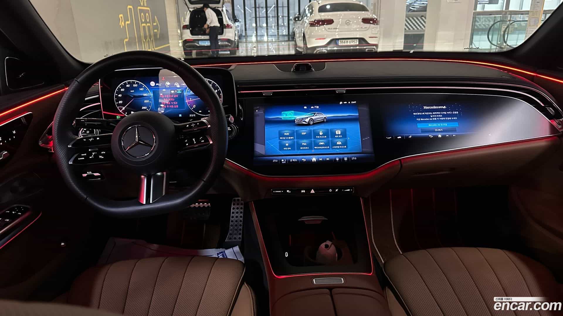 E-Class Mercedes-Benz 2025.0-INNER-007