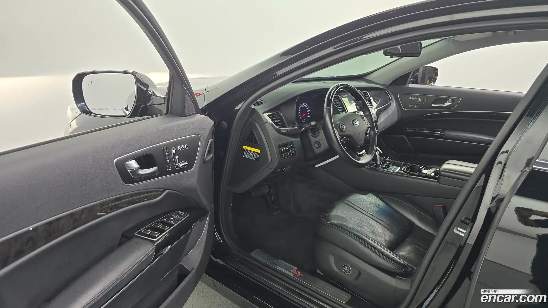 K9 Kia 2018.0-INNER-010