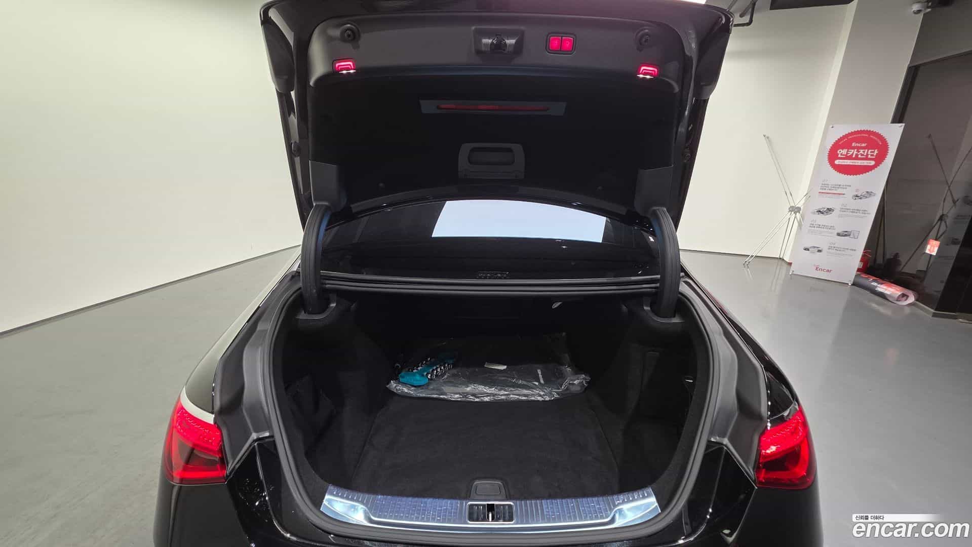S-Class Mercedes-Benz 2021.7-OPTION-024