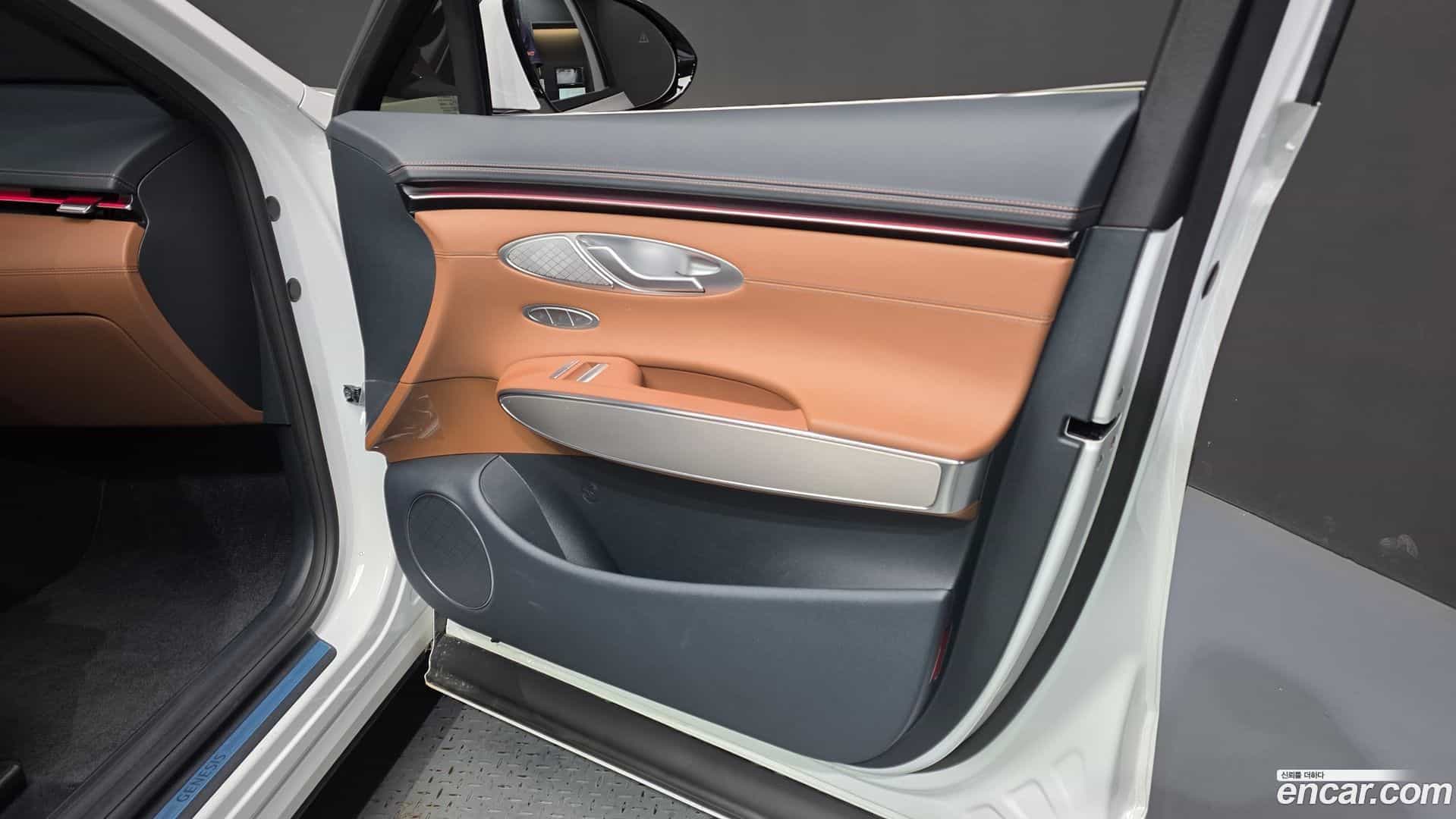 GV70 Genesis 2025.7-INNER-034