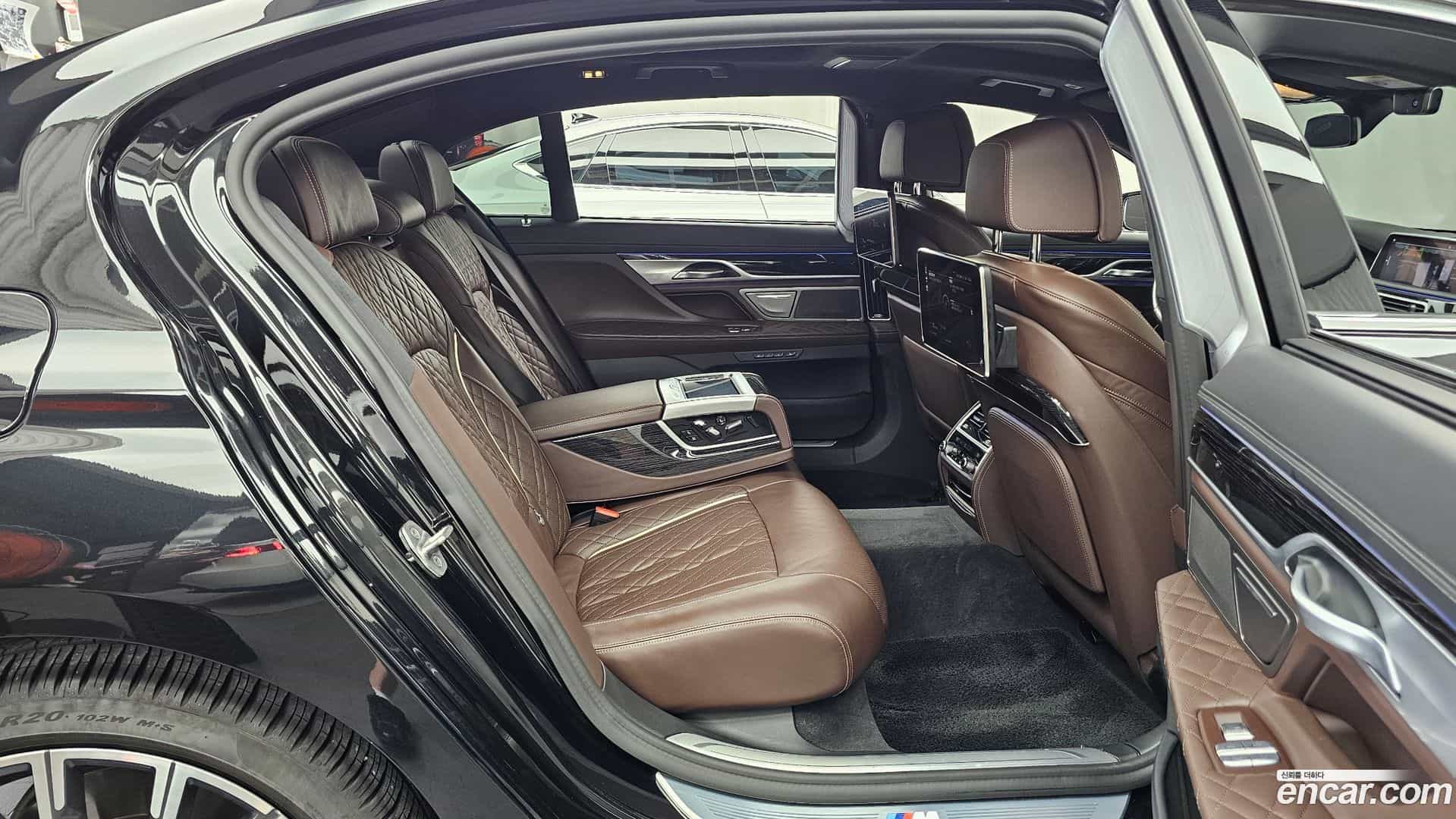 7-Series BMW 2021.0-OPTION-016