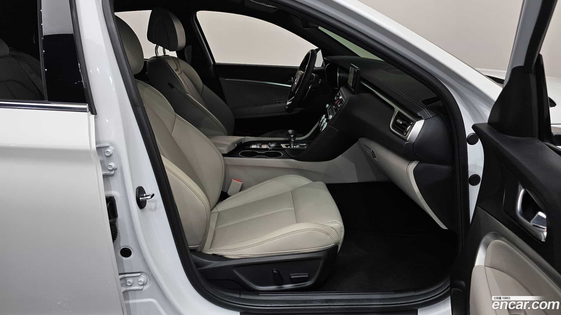 G70 Genesis 2022.0-INNER-036