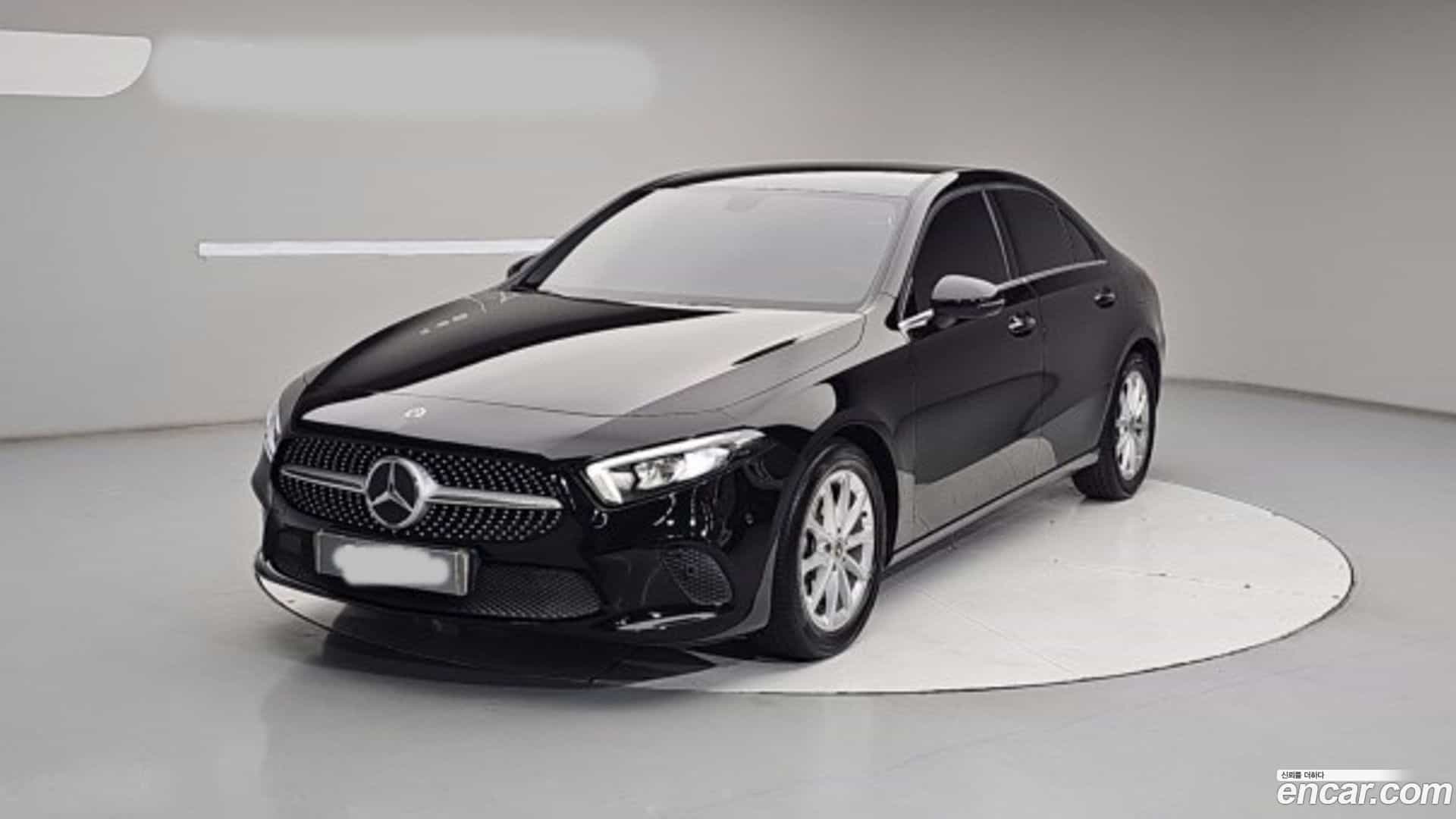 A-Class Mercedes-Benz 2020.1-OUTER-001
