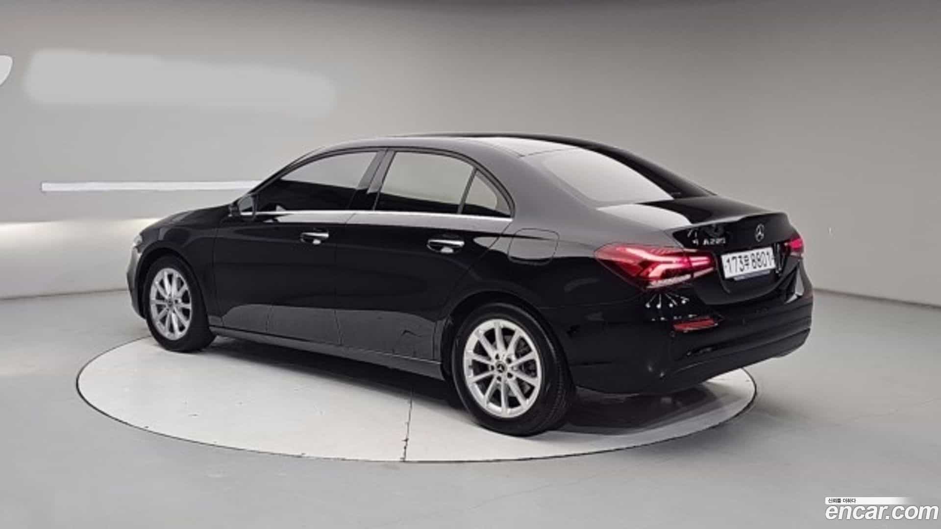 A-Class Mercedes-Benz 2020.1-OUTER-002