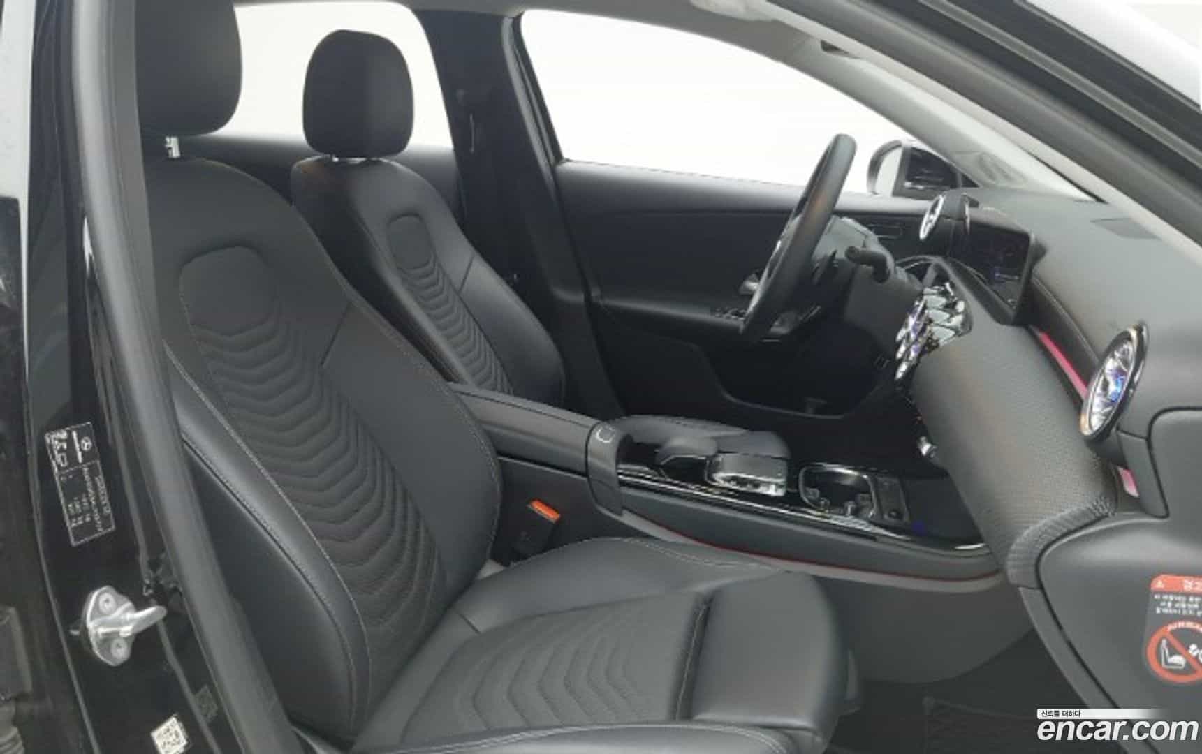 A-Class Mercedes-Benz 2020.1-OPTION-019
