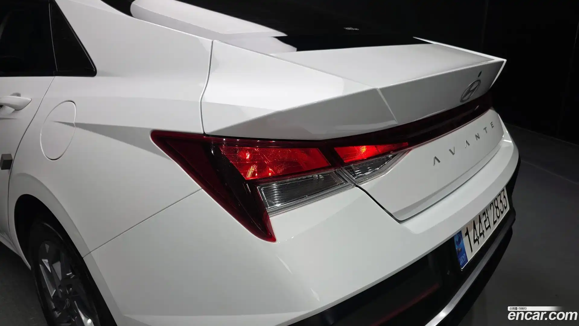 AVANTE Hyundai 2024.0-OUTER-033