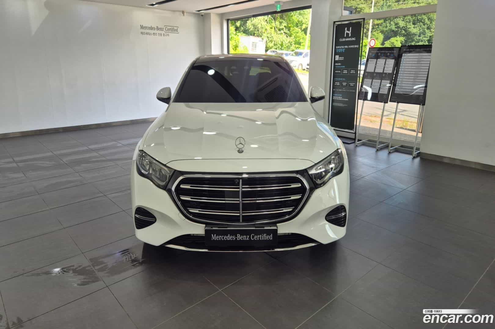 E-Class Mercedes-Benz 2024.8-OUTER-003