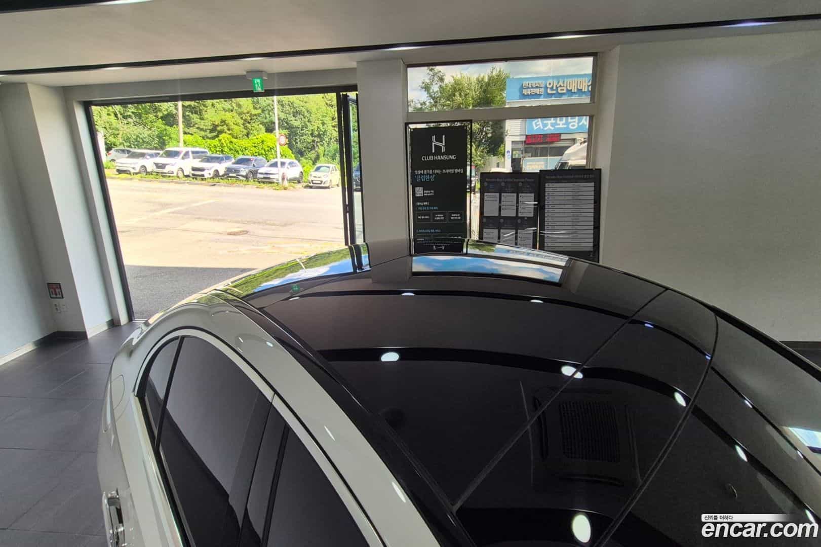 E-Class Mercedes-Benz 2024.8-OPTION-016