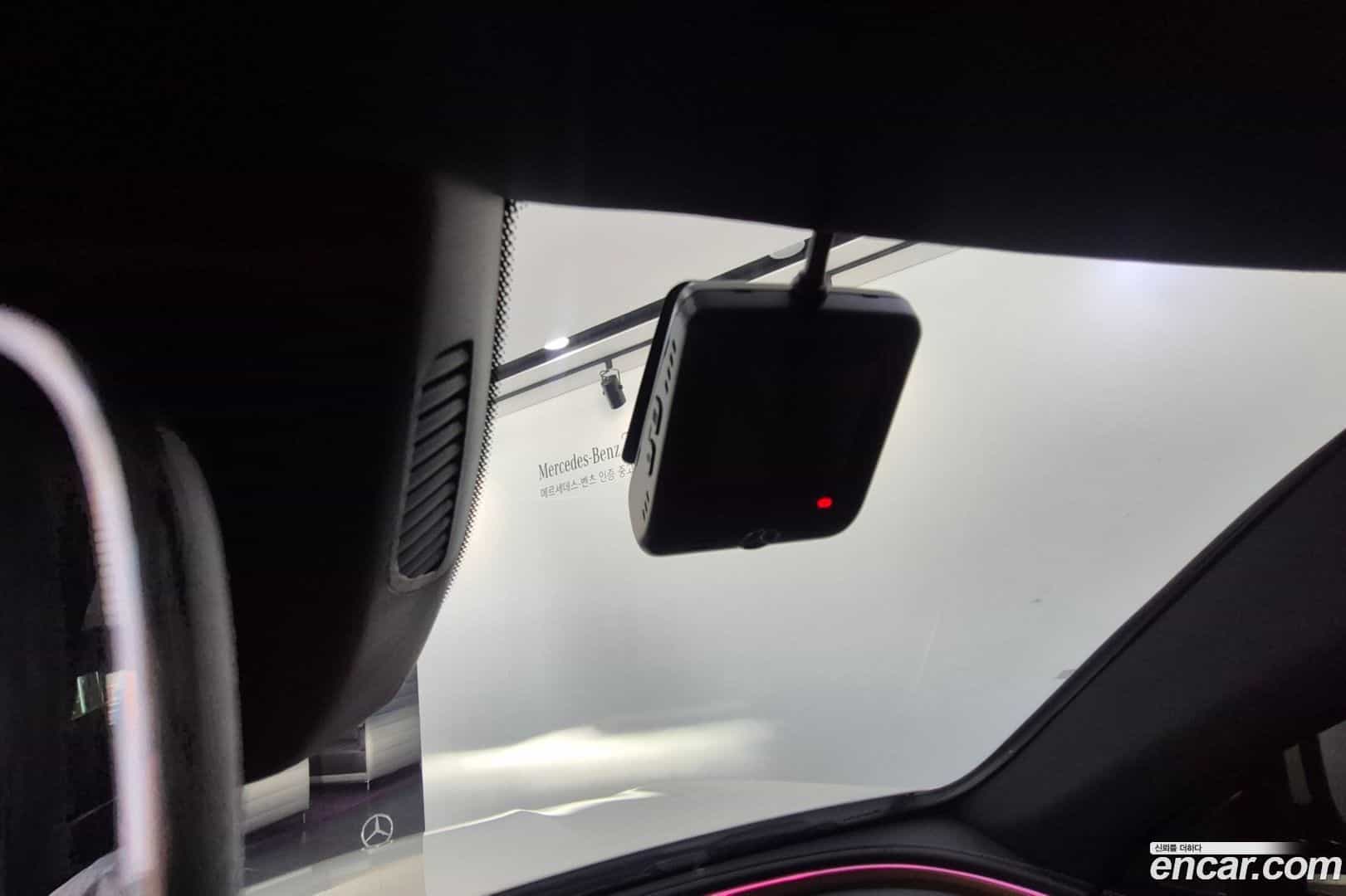 E-Class Mercedes-Benz 2024.8-OPTION-024