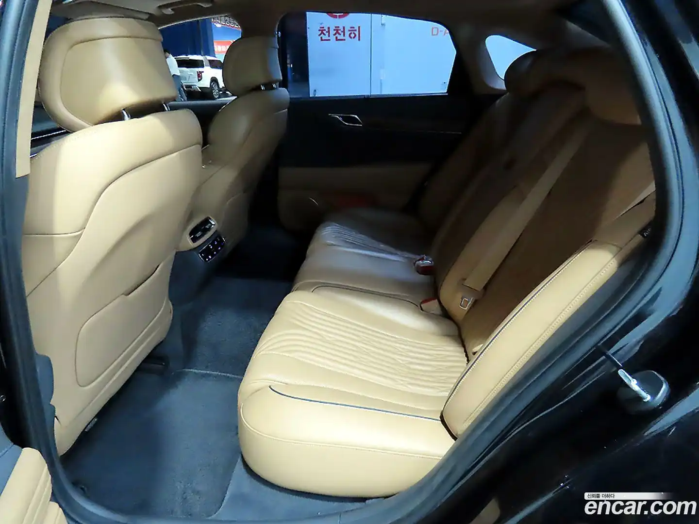 G80 Genesis 2020.6-INNER-007