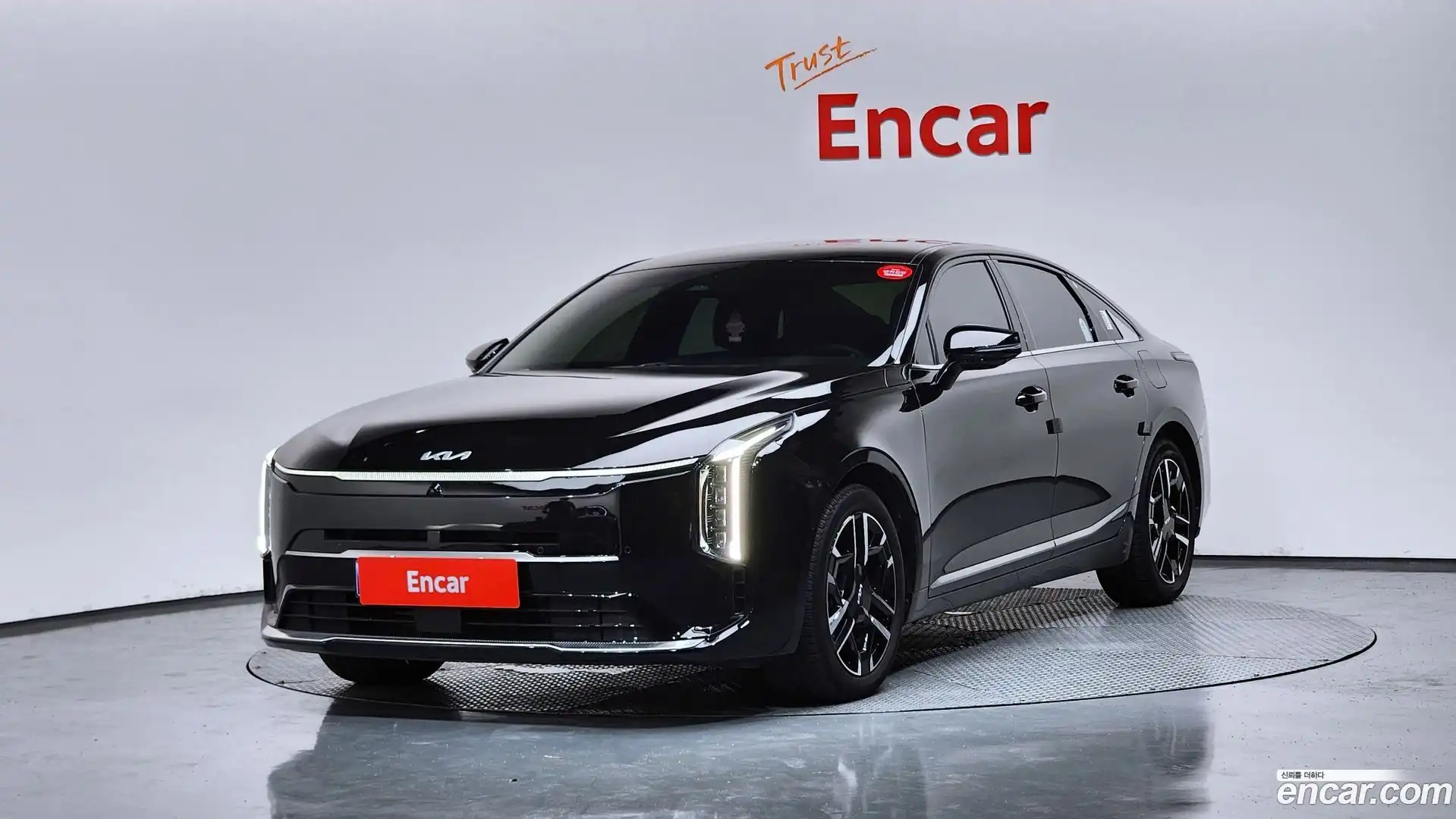 K8 Kia 2025.6-OUTER-001