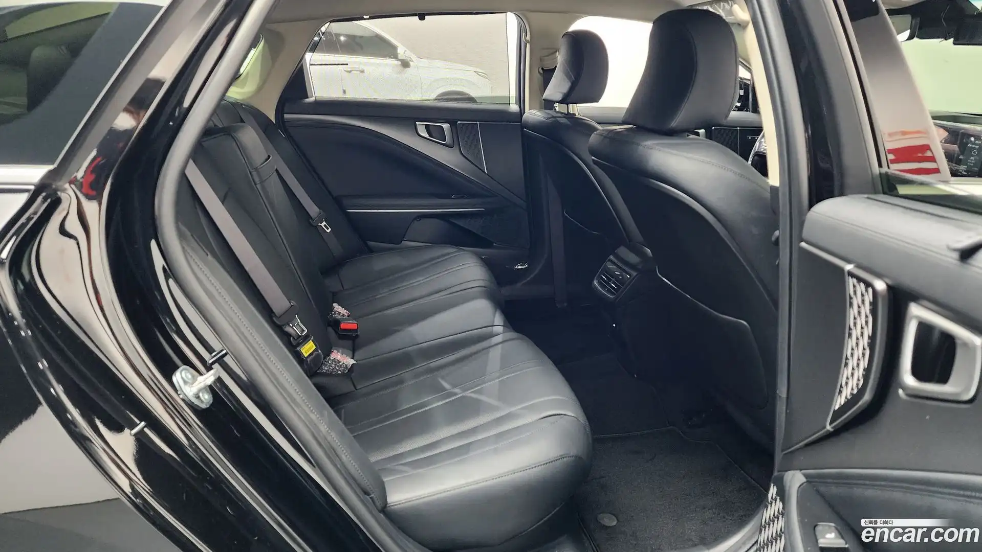 K8 Kia 2025.6-OPTION-015