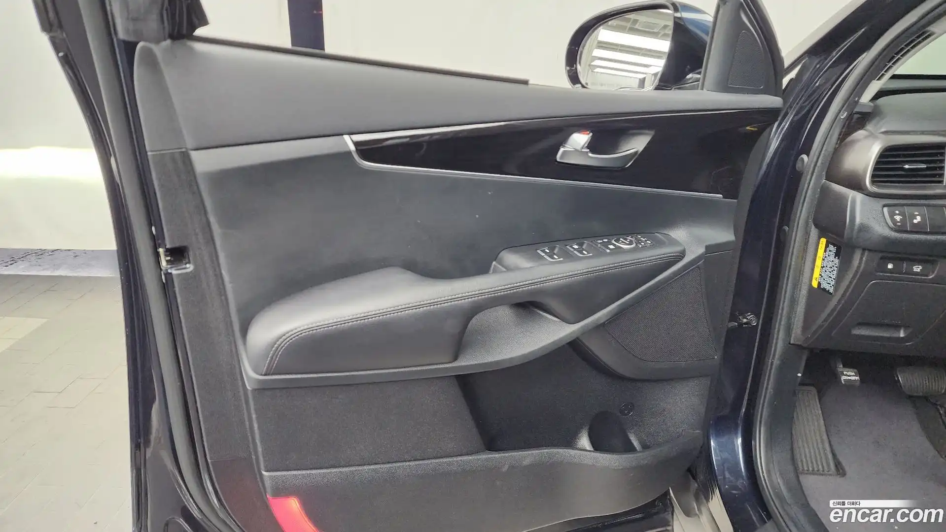 Sorento Kia 2018.3-INNER-034