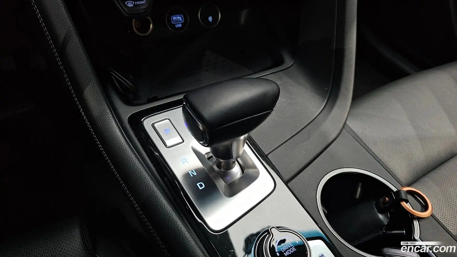 G70 Genesis 2020.11-INNER-009