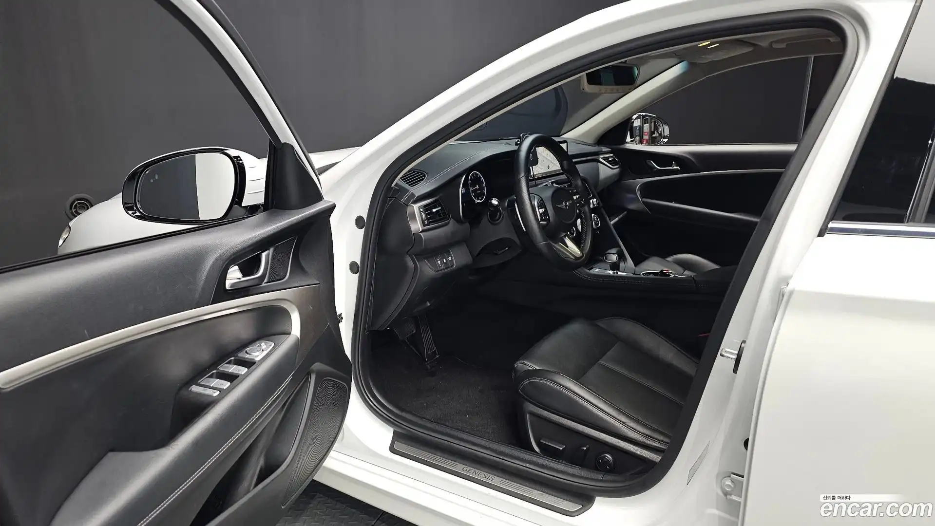 G70 Genesis 2020.11-INNER-010