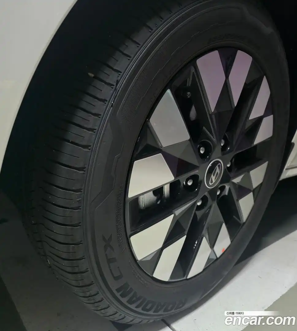Staria Hyundai 2025.7-OUTER-005