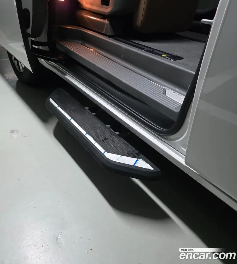 Staria Hyundai 2025.7-OPTION-018